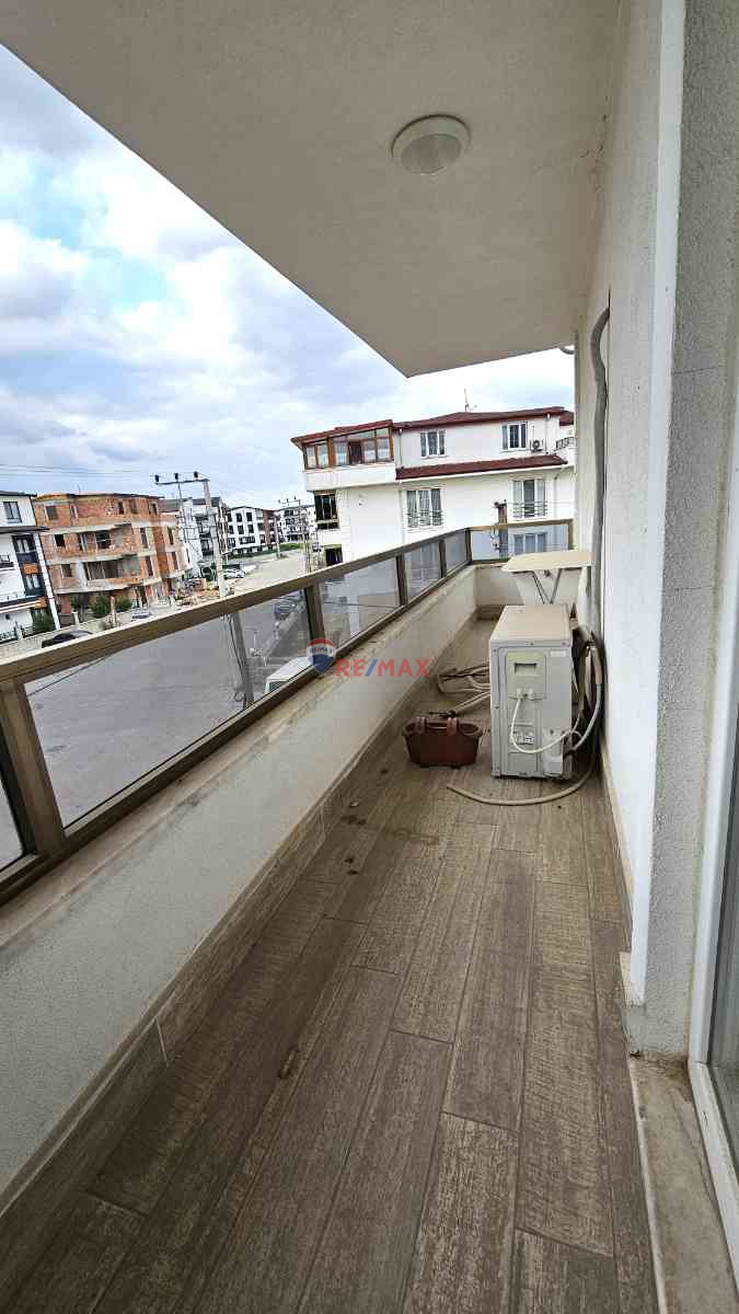 SATILIK BALKON HAVUZLU DAIRE