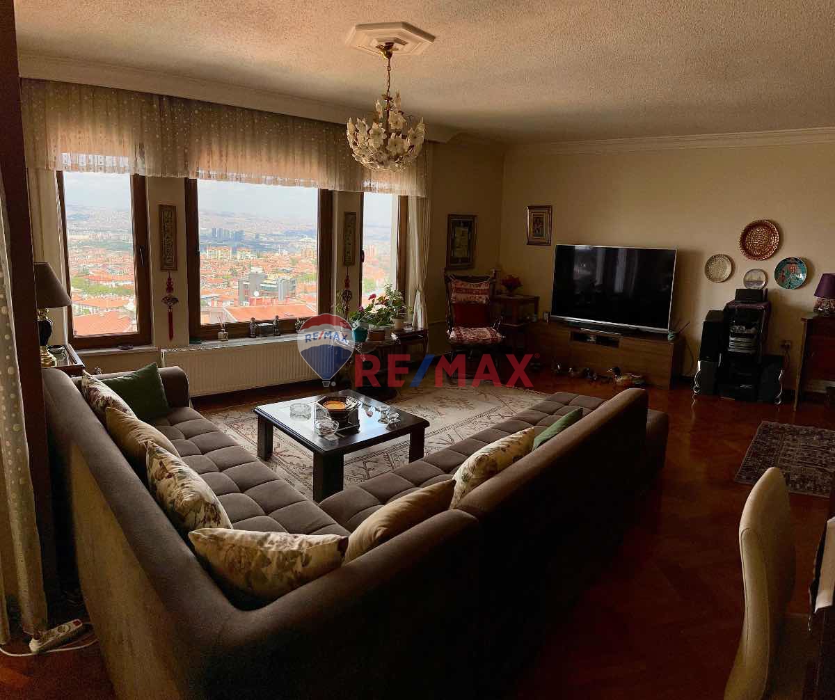 ÇANKAYA OSMAN TEMİZ MAH PANORAMİK MANZARALI 3+1 SATILIK DAİRE