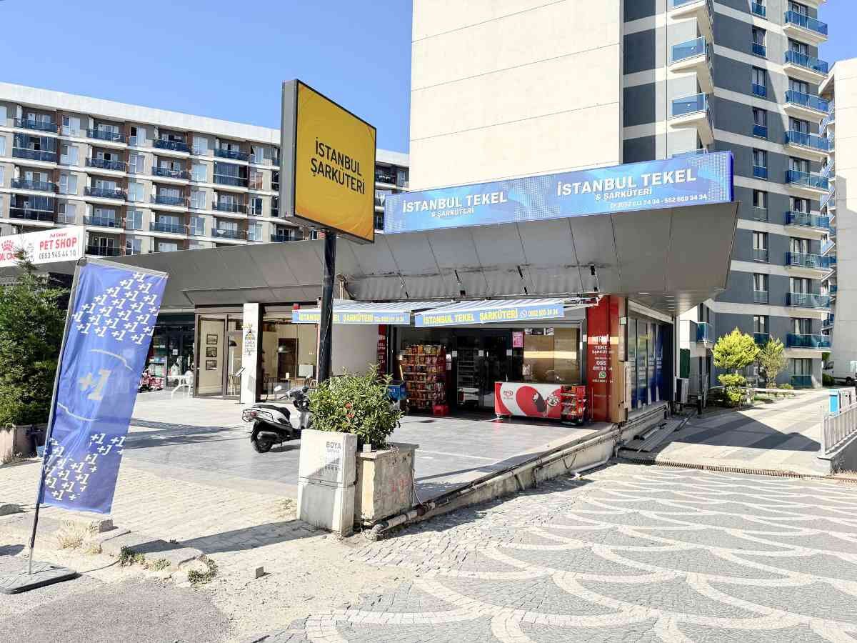 ESENYURT PİRİ REİS MAHALLESİ CADDE ÜZERİ YATIRIM FIRSATI DÜKKAN