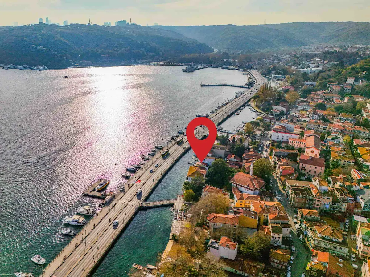 SARIYER BÜYÜKDERE RESTORE EDILMIŞ YOL YALISI VE MÜŞTEMILATI