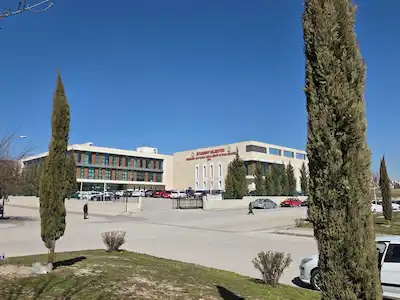 METROMALL'E 250 METRE UZAKLIKTA 3+1 KİRALIK DAİRE