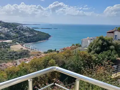 MUĞLA MILAS BOĞAZIÇI’NDE MUHTEŞEM DENIZ MANZARALI 2 + 1 KIRALIK VILLA