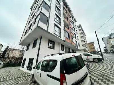 SULTANBEYLİ MEHMET AKİF MAHALLESİ 3+1 GENİŞ DAİRE