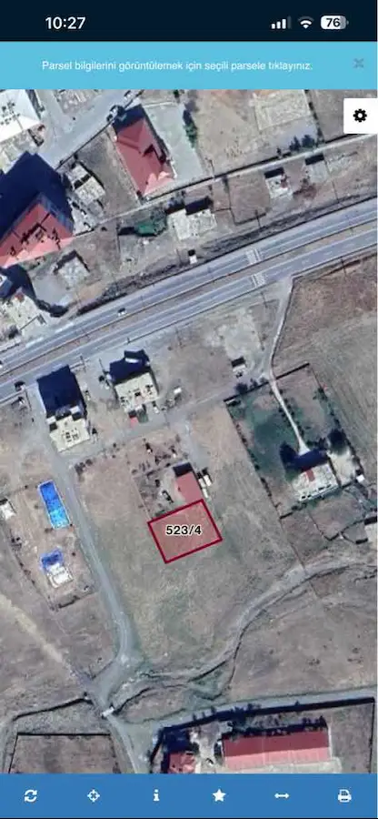 SİİRT VEYSELKARANİ MERKEZE 2 DK 1500 METRE SATILIK 2 ADET ARSA