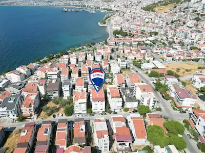 GAZİPAŞA'DA DENİZE 200 METRE DOĞALGAZLI, ASANSÖRLÜ 3+1 AYRI MUTFAKLI, ÇİFT CEPHELİ ARAKAT DAİRE
