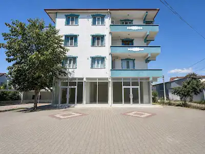 KOCAELI KARTEPE KÖSEKÖY TICARET ODAĞININ MERKEZINDE KIRALIK 120M² BOŞ DÜKKAN/DEPO