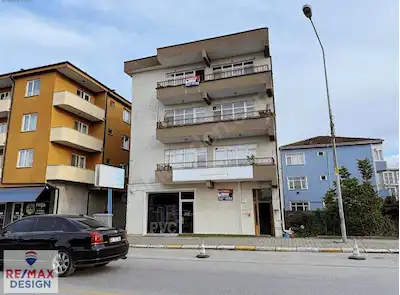 REMAX DESIGN ARİFİYEDE OTOKAR KARŞISI KOMPLE SATILIK BİNA