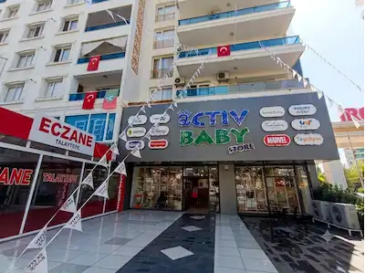 50 METRELİK YOLDA HAZIR DEVREN KİRALIK ÇOCUK GİYİM MAĞAZASI