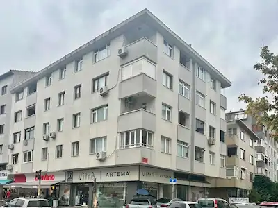 MALTEPE ÇINAR MİNİBÜS CD ÜZERİ YENİLENMİŞ EŞYALI 3+1 KİRALIK
