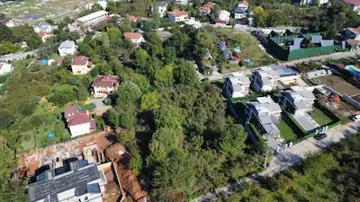 MAŞUKİYEDE 1616 M2 SATILIK VİLLA İMARLI ARSA