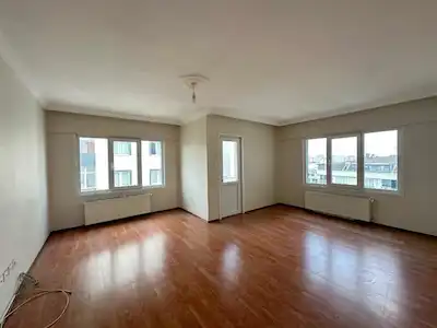 VADİYE KOMŞU ÇANLIK SİTESİNDE KİRALIK GÜNEY CEPHE 3+1