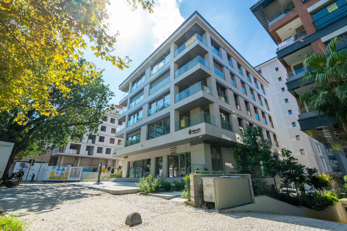BAĞDAT CADDESİN’DE İŞYERİNE KİRALIK LÜKS DAİRE