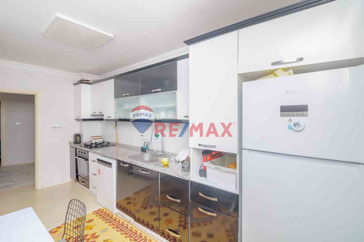 YAMANLAR MAHALLESI ANITPARK SITESI'NDE KIRALIK FERAH 3+1 DAIRE