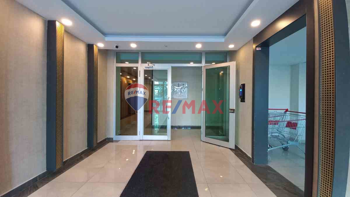 YAŞAMKENT'TE SİTEDE ÇİFT BANYOLU,BALKONLU 2+1