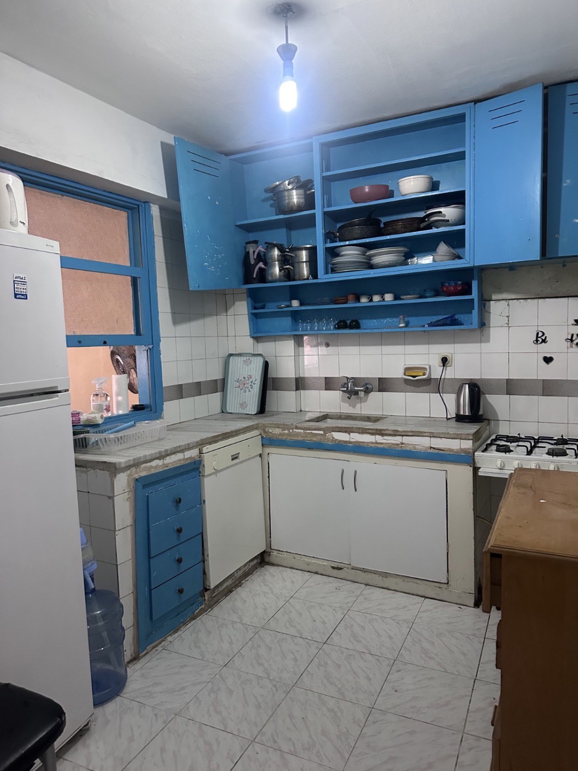 BORNOVA KÜÇÜKPARK’TA 3+1 KIRALIK DAIRE