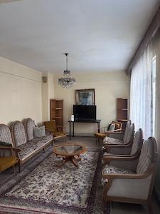 BORNOVA KÜÇÜKPARK’TA 3+1 KIRALIK DAIRE