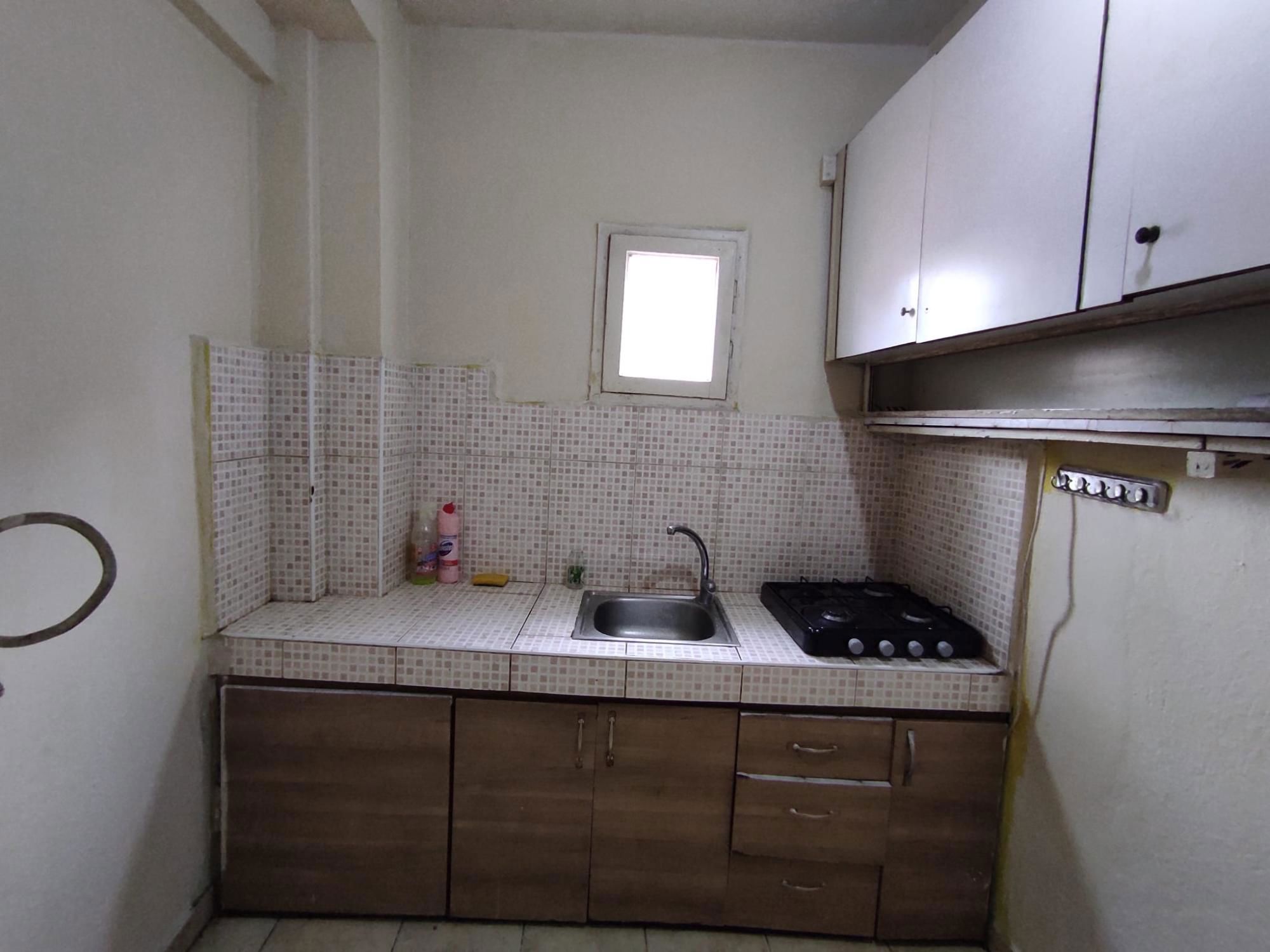 ACIBADEM ÜNİ. VE METROYA 2 DAKİKALIK MESAFEDE KİRALIK DAİRE