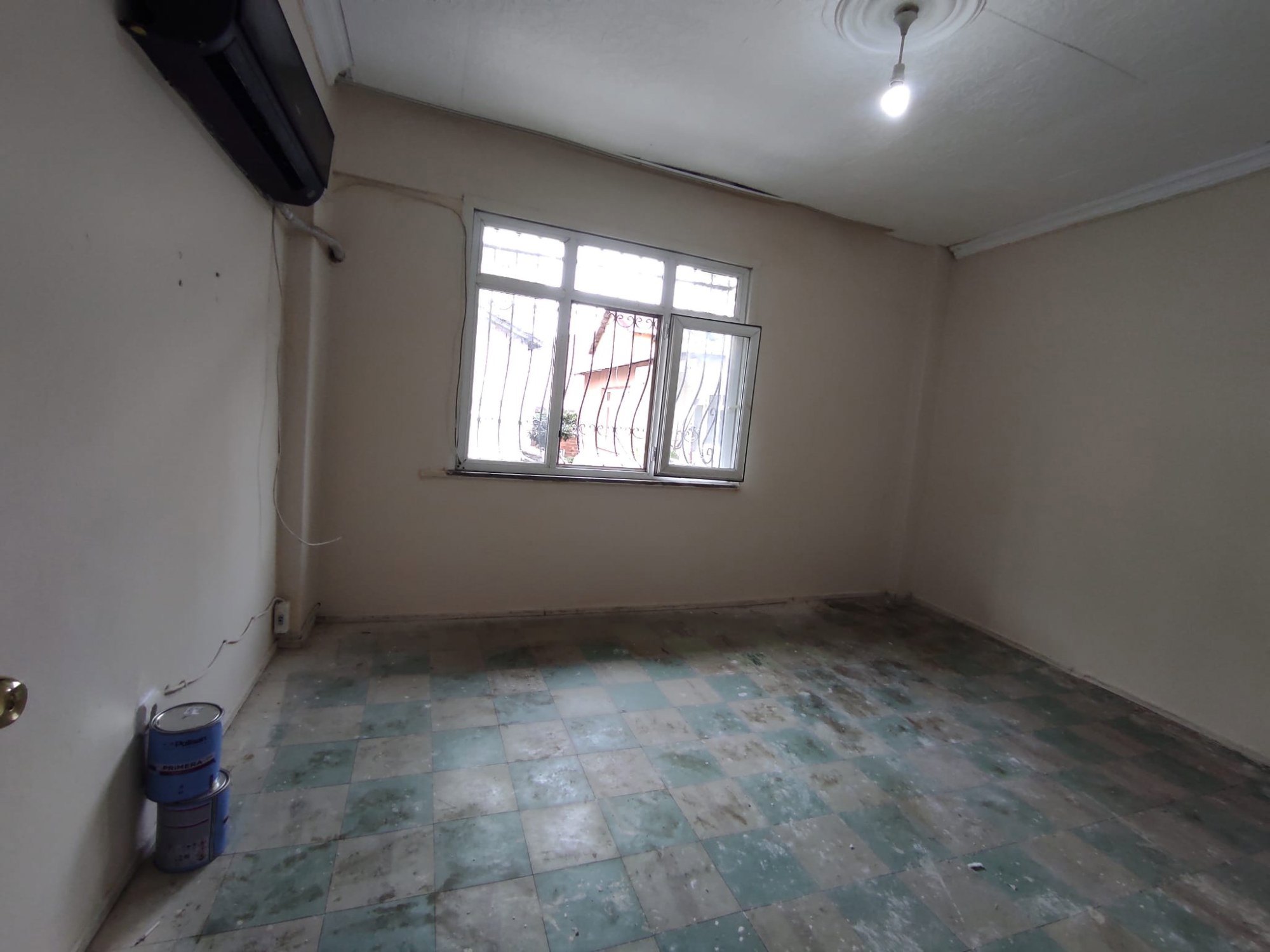 ACIBADEM ÜNİ. VE METROYA 2 DAKİKALIK MESAFEDE KİRALIK DAİRE