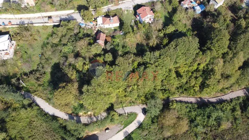 Kocaeli Kartepe de Köy İçi Arsa
