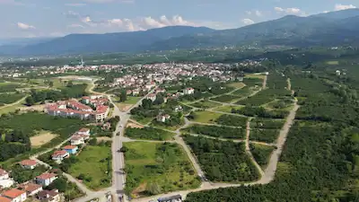 KARAPÜRÇEK'TE 400 M2 ARSA /TERMAL TURIZM GÜNDEMINDE