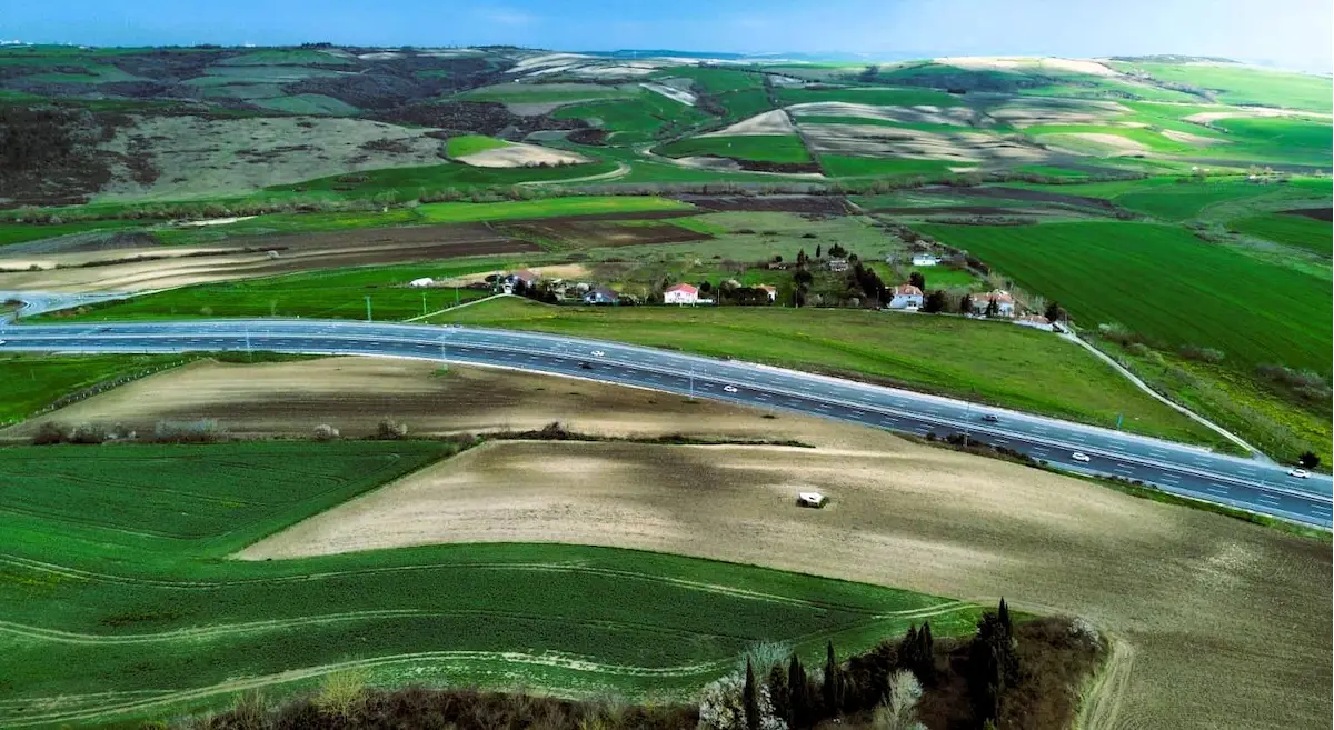 ÇATALCA ÖRCÜNLÜ'DE TEM BAĞLANTI YOLUNA 500 M | 11.390 M² | GELİŞEN BÖLGEDE YATIRIMLIK FIRSAT ARSA 2