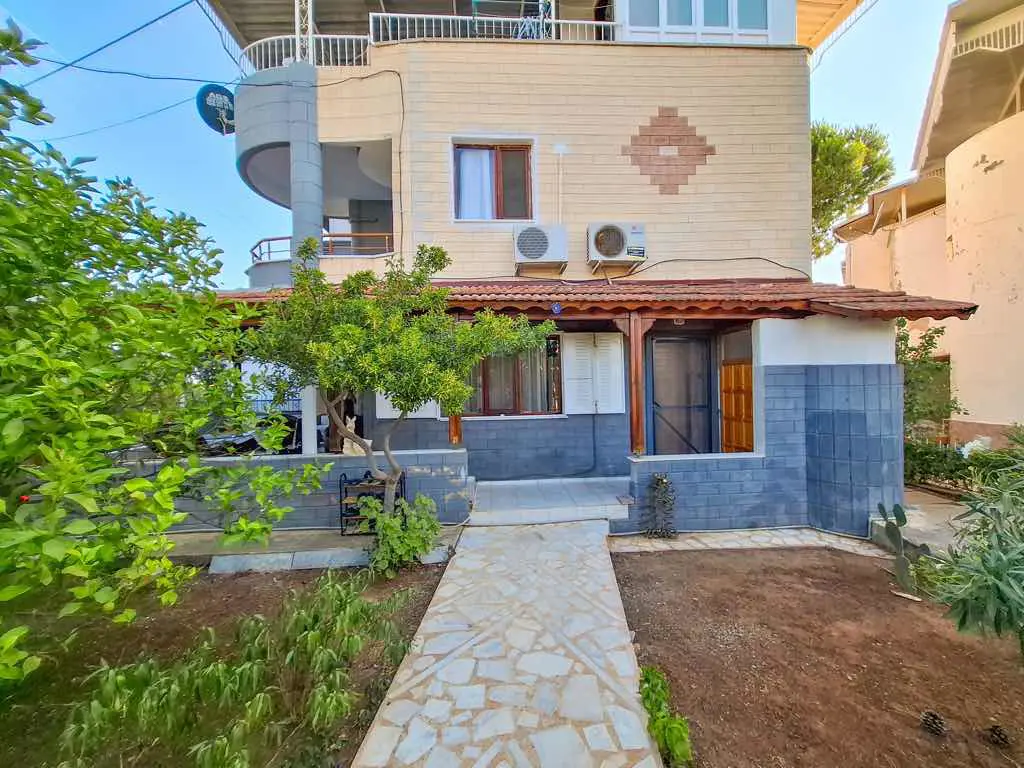 Property image 8