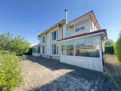 GEYVE MERKEZDE 1495 M^2 ARSA İÇİNDE SATILIK İKİ ADET( İKİZ)VİLLA