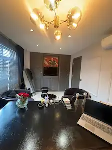 BAHÇELIEVLER YEDINCI CADDE ÜZERINDE GÜZELLIK MERKEZI