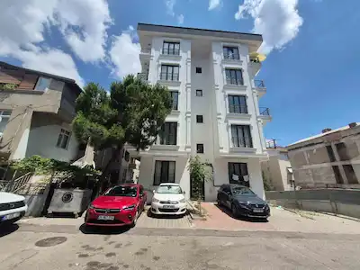 KARTAL TOPSELVİ KIRAÇ SOKAKTA SATILIK SIFIR 2+1 DAİRE