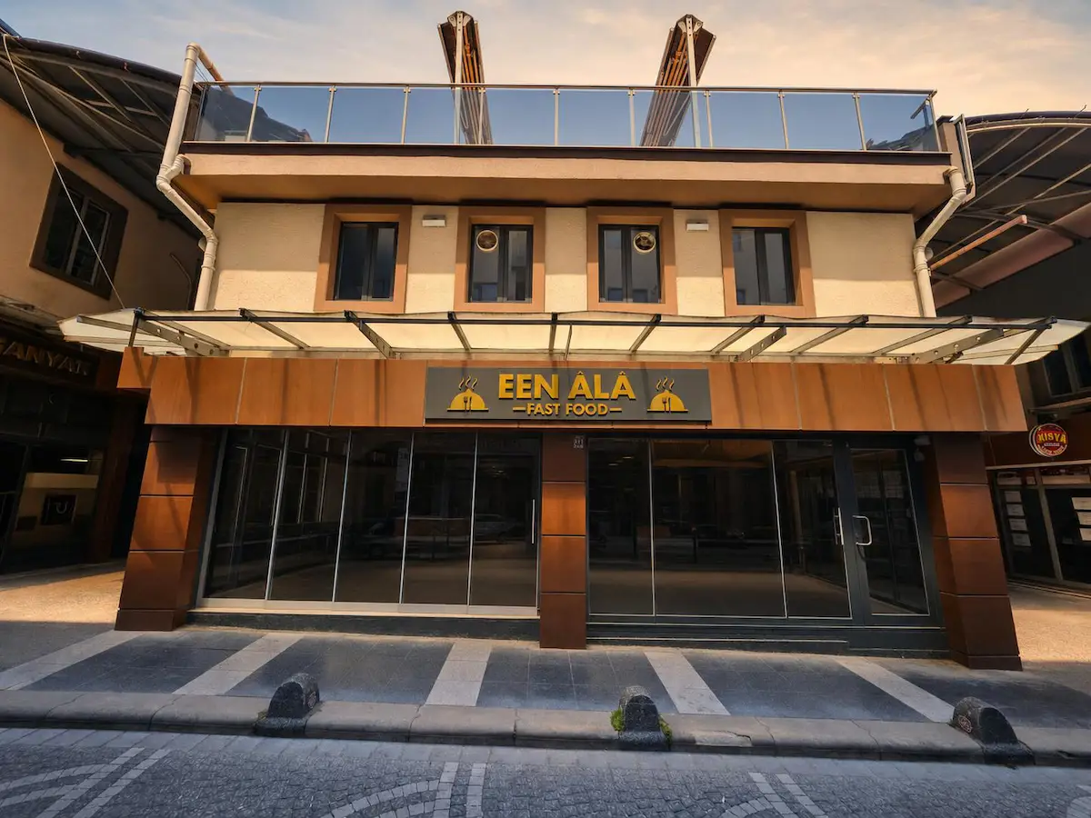 REMAX MİD 'DEN - TOPLAM 235M²- ÇARŞI MERKEZDE SATILIK DÜKKAN