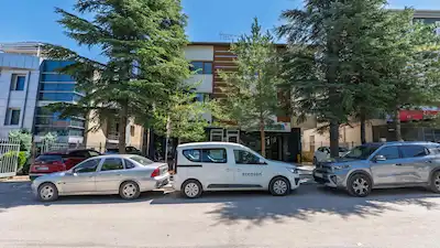 DİKMEN AŞAĞI ÖVEÇLERDE CADDE ÜZERİNDE 4+1 DUBLEKS