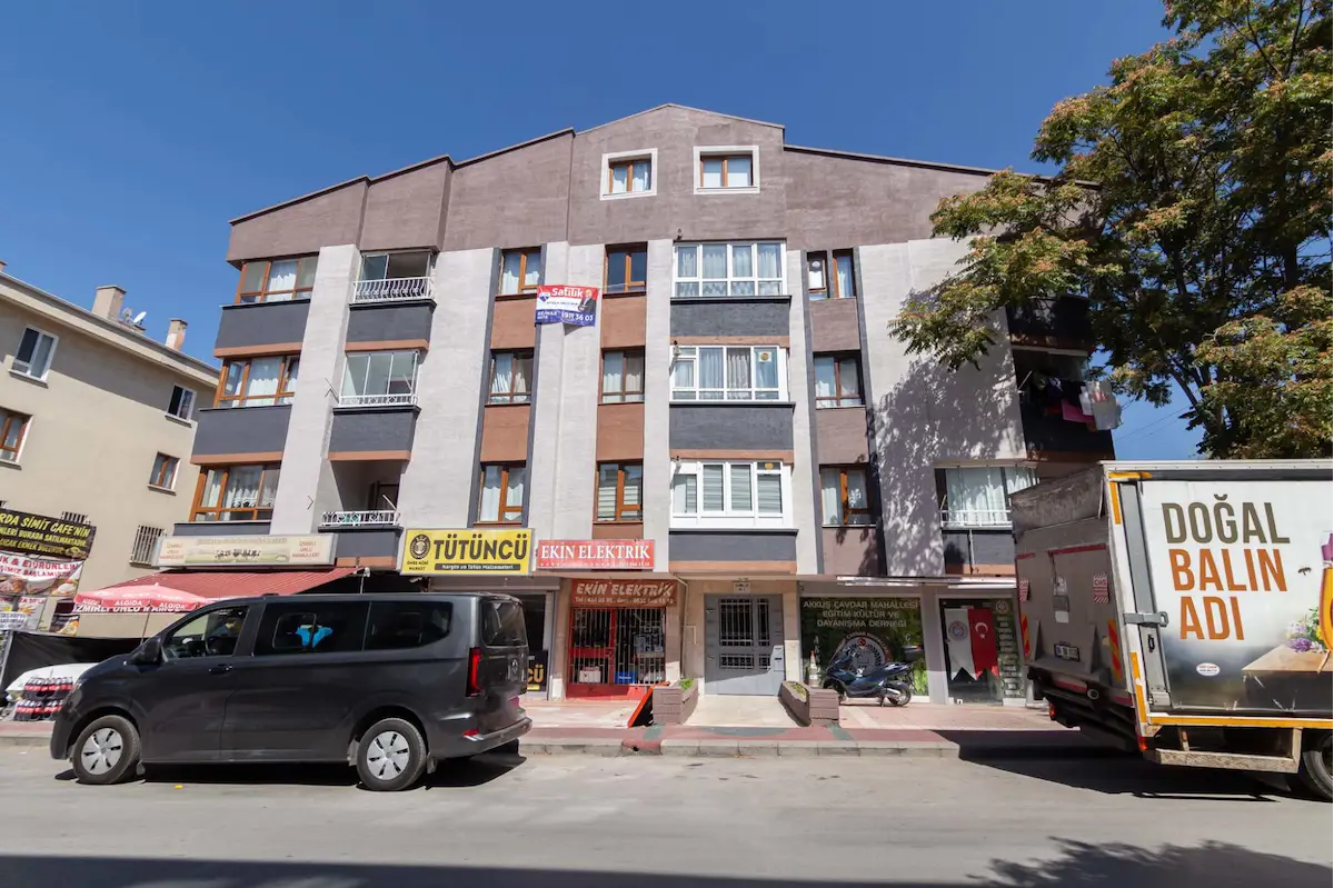 SEYRANBAĞLARINDA MERKEZİ KONUMDA 150 M² NET 4+1 DUBLEKS