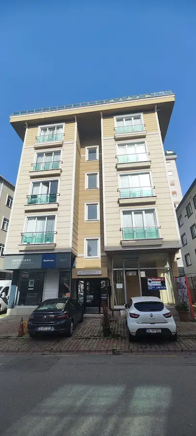 ŞERİFALİ’DE 80 M2 KİRALIK İŞYERİ