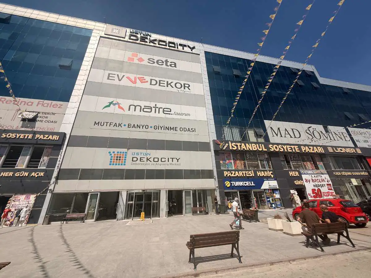 ÜMITKÖY METRO YAKINI DEKOCITY DE 80M2 OFİS
