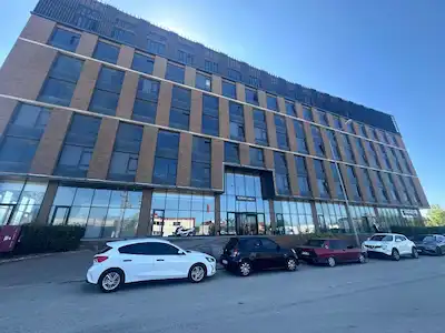 KARTEPE BUREAU REZİDANSTA BÜYÜK TİP LÜKS EŞYALI KİRALIK DAİRE