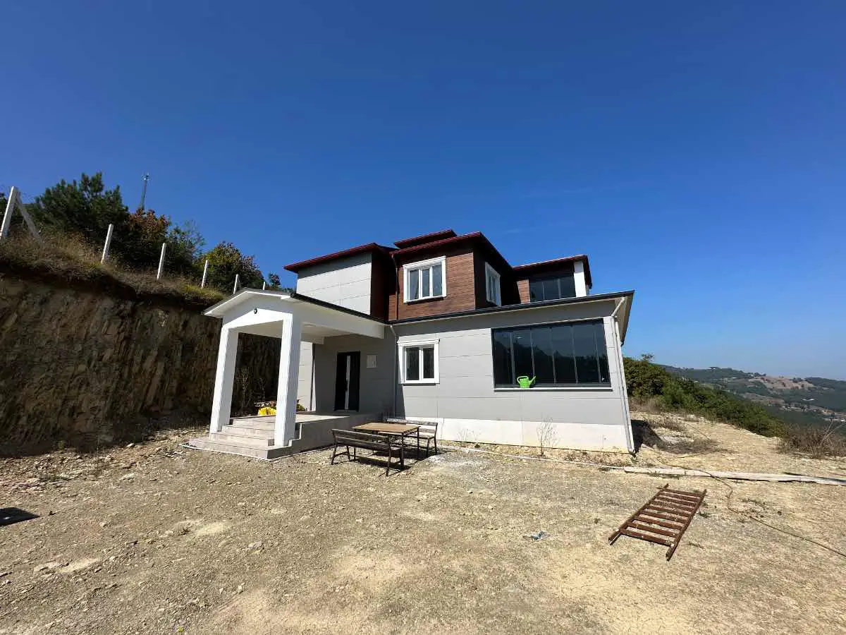 2.890 M² MÜSTAKİL ARSA İÇİNDE | DOĞAYLA İÇ İÇE LÜKS VİLLA