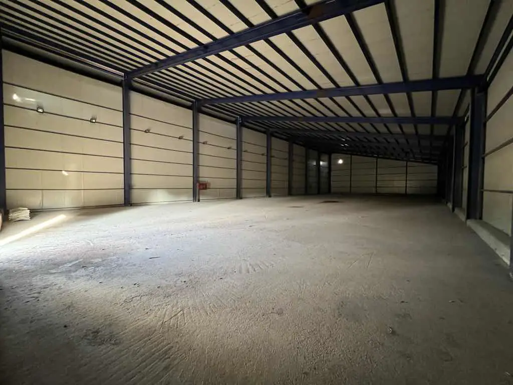 TOKAT SİVAS ARASINDA 14.362M2 ARSA 3.400M2 KAPALI ALANLI TESİS