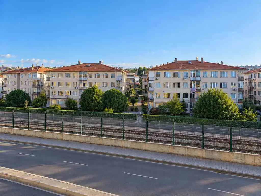 KÜÇÜKYALI KENT 1 SİTESİ VİLLALAR BÖLGESİNDE SATILIK 2+1 DAİRE