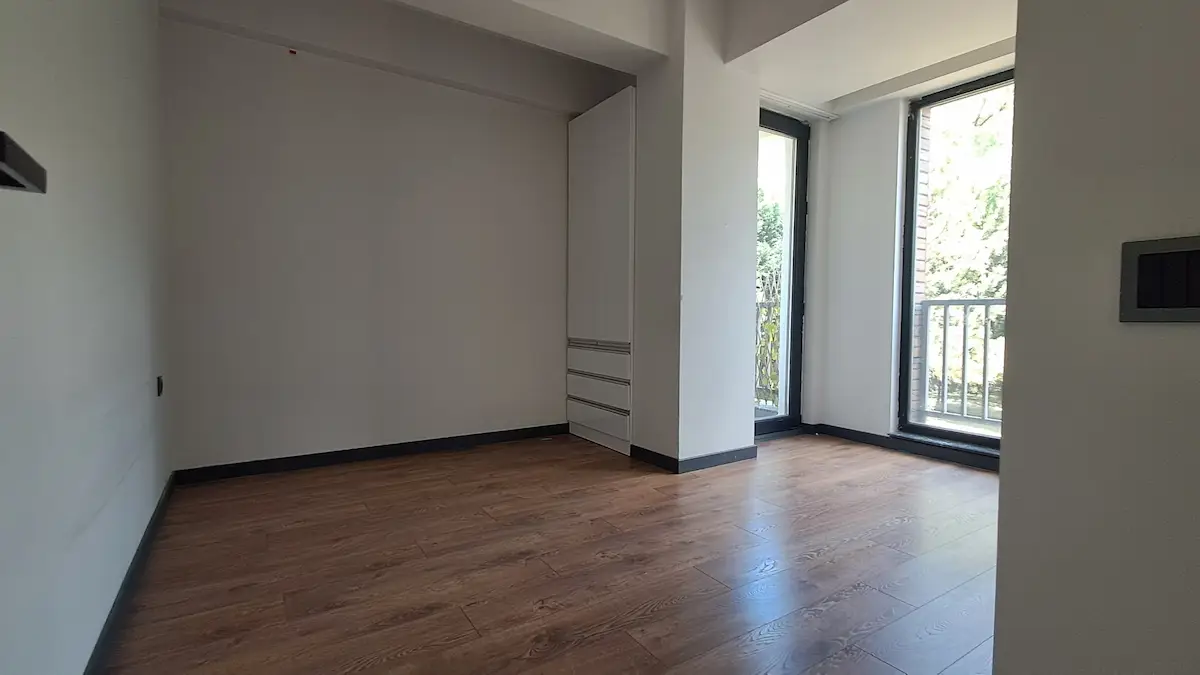 YENİBAĞLAR’DA 2020 YAPIMI, BALKONLU 1+1 KİRALIK DAİRE | DOĞALGAZ KOMBİLİ