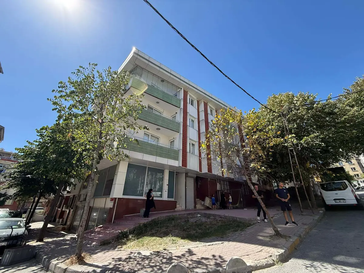 REMAX'TAN DEMIRKAPI'DA METROYA YAKIN KIRALIK 2+1 ARAKAT DAIRE