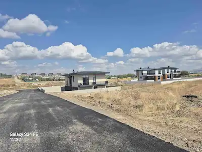 GÖLBAŞI HACILAR BULVARINDA SATILIK 4+2 MÜSTAKİL VİLLA