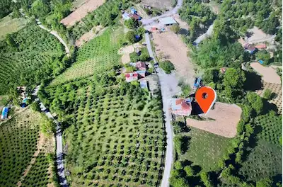 REMAX/ŞEREF PISIL'DAN ASFALT YOLU, EVİ OLAN 6.344 M²FINDIK BAHÇESİ