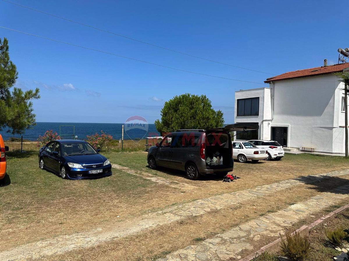 KOCAELİ KANDIRA KEFKEN DE DENİZE SIFIR 3 KATLI VİLLA