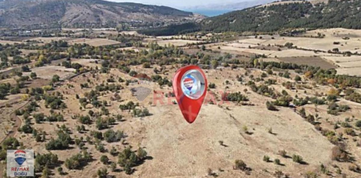 RE/MAX DOĞUDAN GEZİN MERKEZDE SATILIK FIRSAT TARLA
