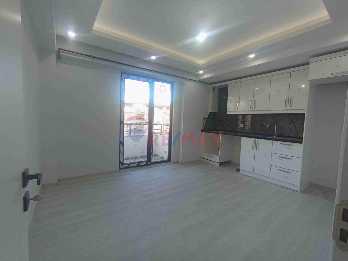 REMAX DREAM'DEN KARTEPE SATILIK 3+1 DUBLEX DAİRE