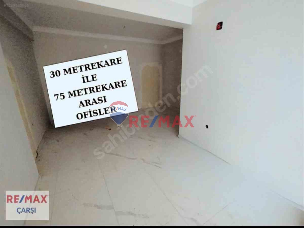 ÇARŞININ TAM ORTASINDA, W.C. VE MUTFAKLI DUBLEKS VE DÜZ OFİSLER