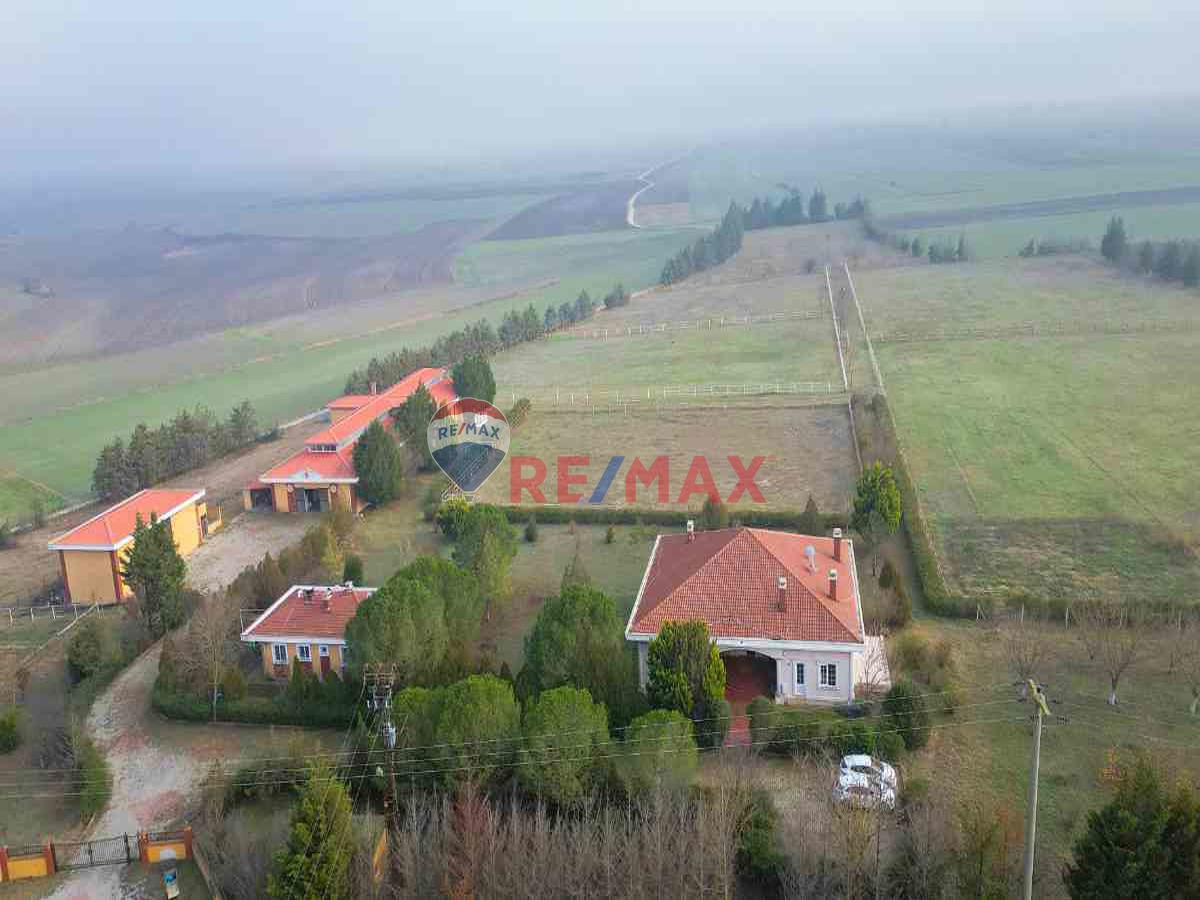 TEKİRDAĞ, SARAY, SİNANLI’DA, TARIM AMAÇLI YAPI İMARLI ARSADA, SATILIK VİLLA, MÜŞTEMİLAT, AT YETİŞTİ