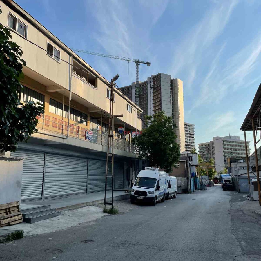 OYAK DRAGOS YANINDA İSKANLI 300 M² KULLANIMA HAZIR DÜKKAN