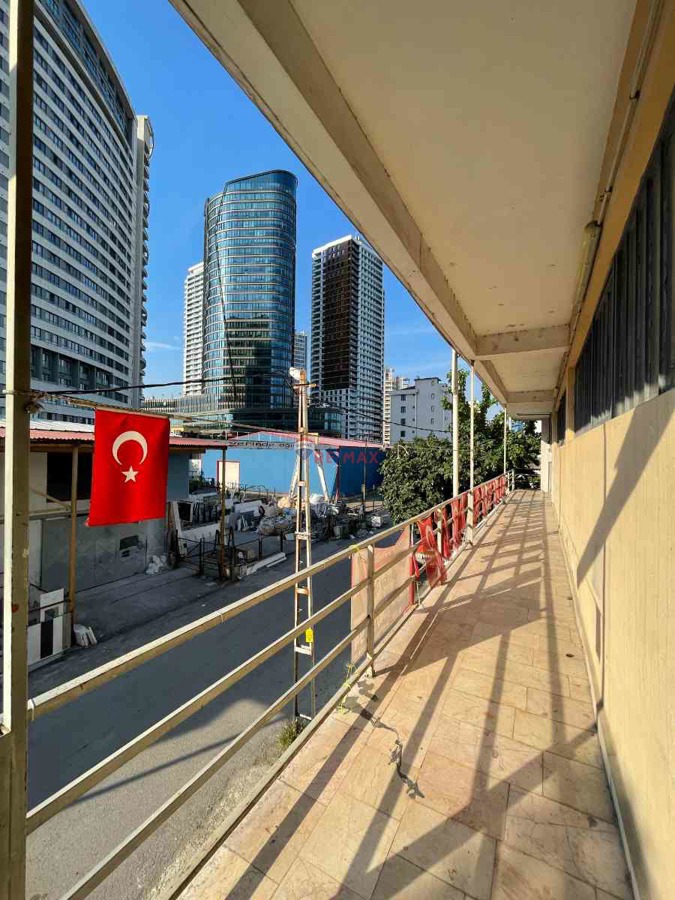 OYAK DRAGOS YANINDA İSKANLI 300 M² KULLANIMA HAZIR DÜKKAN