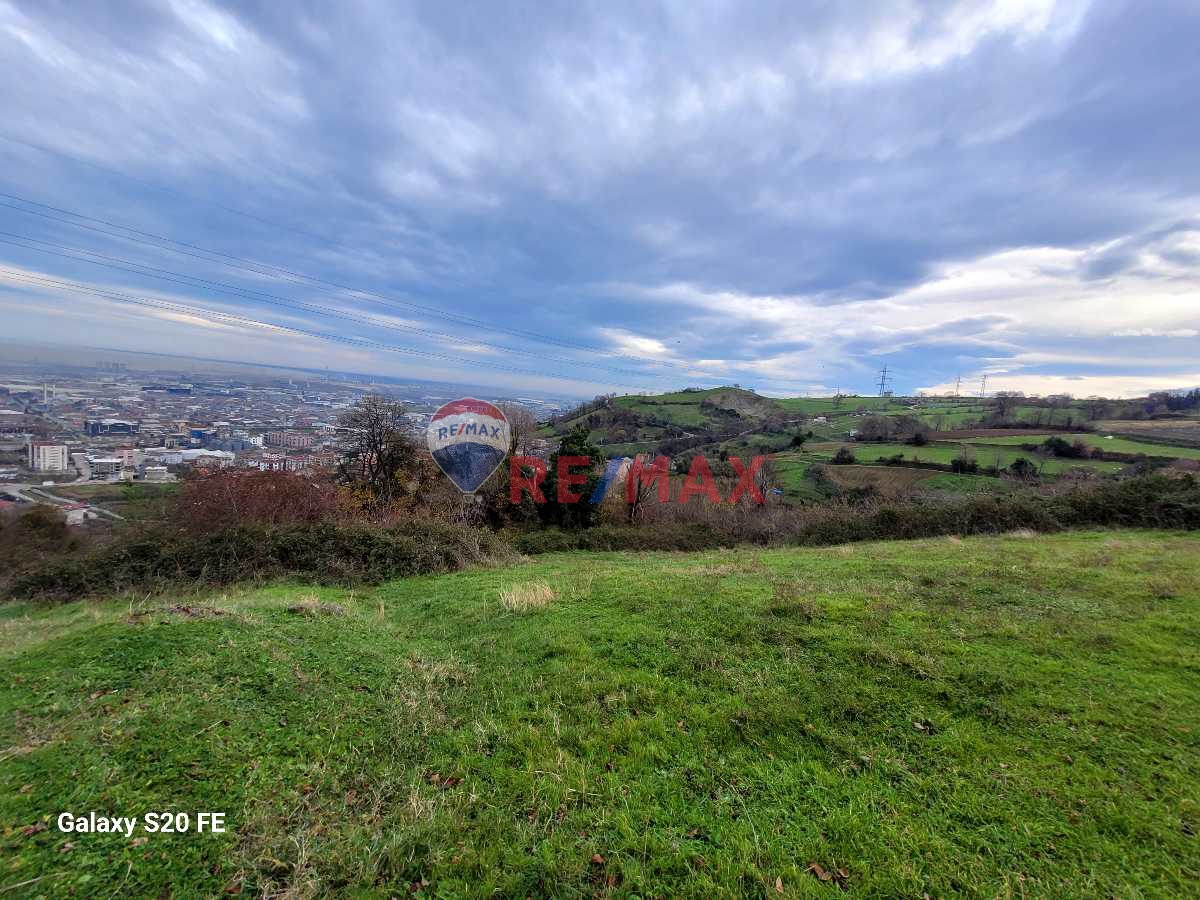 TEKKEKÖYDE DENİZ VE DOĞA MANZARALI KONUT İMARLI ARSA